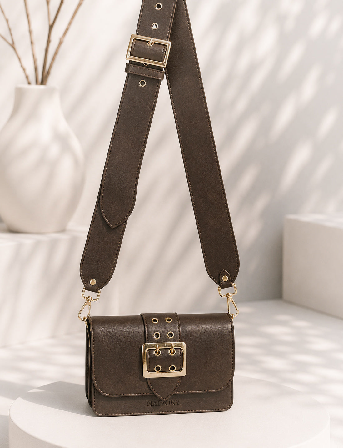 The Indus Crossbody
