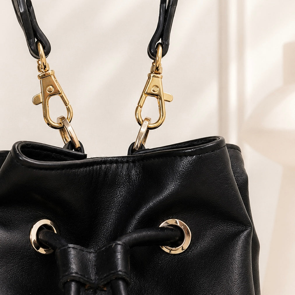 The Nile Bucket Handbag Black