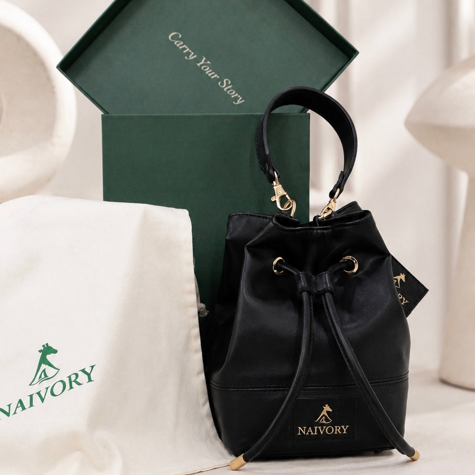 The Nile Bucket Handbag Black