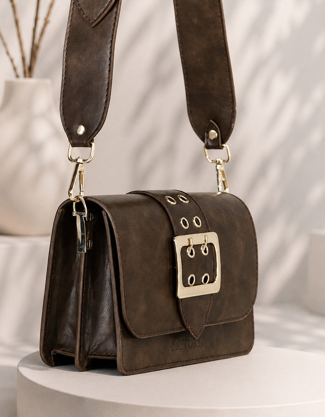 The Indus Crossbody